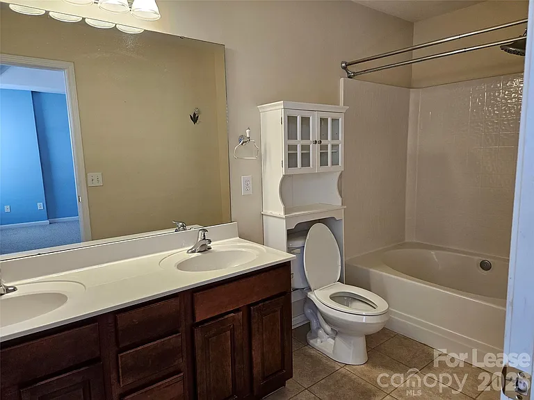 12955 Bullock Greenway Blvd — Photo 22