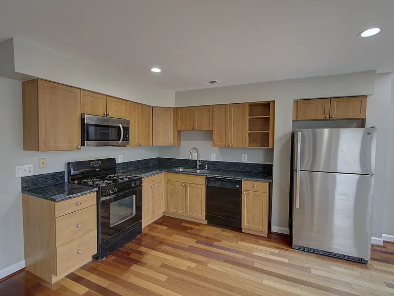 13826 Wakley Ct — Photo 3