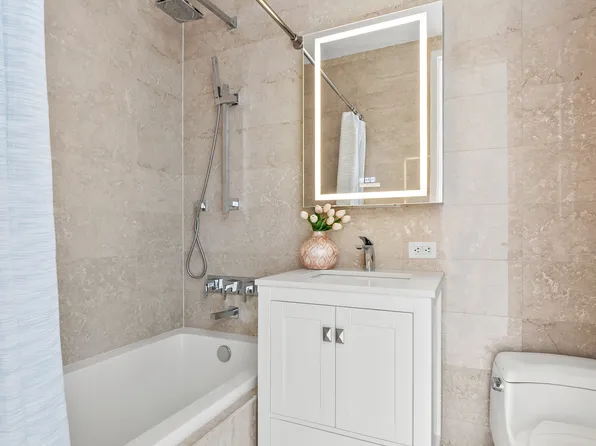 75 Wall Street image 11 of 25