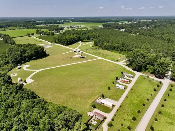 1020 Albrittons Rd, Kinston, NC 28504