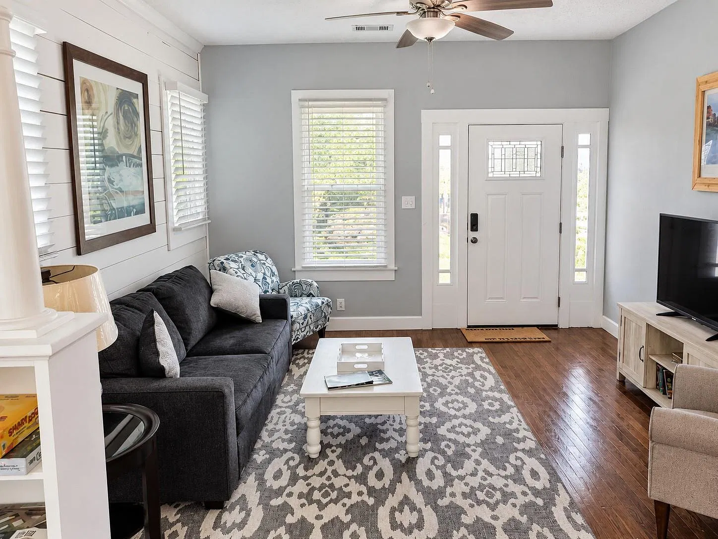 2 bed, 1.0 bath, 972 sqft, $1,800 — Photo 2
