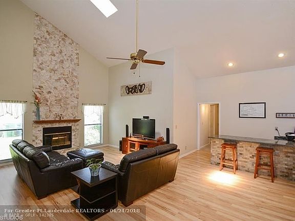 5th image of 5055 NW 84th Rd