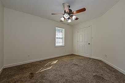 5th image of 1115 Clouse St