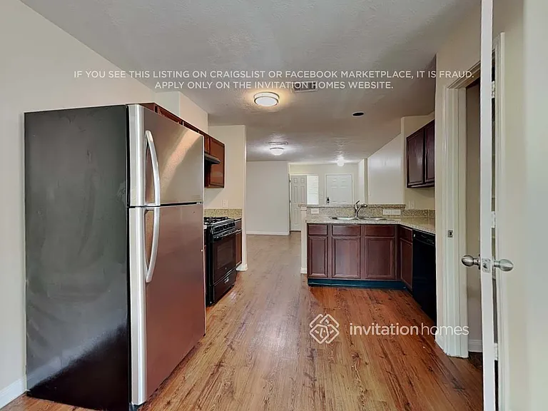 12015 Becca Crossing Way — Photo 8