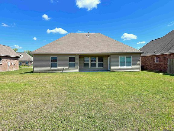 3rd image of 23319 Mango Dr