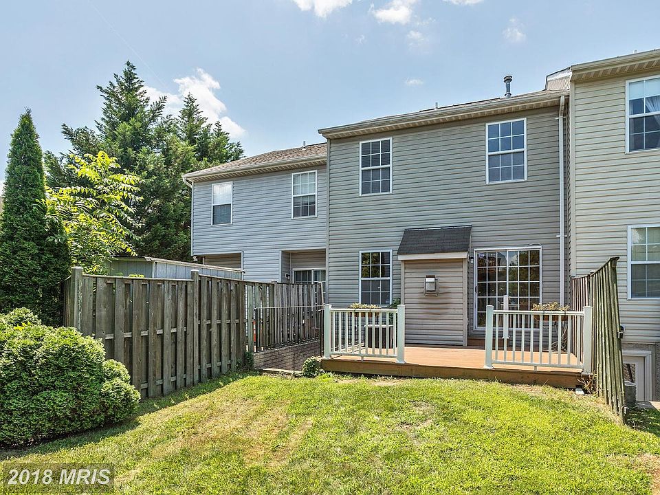 2nd image of 3342 Hollow Ct