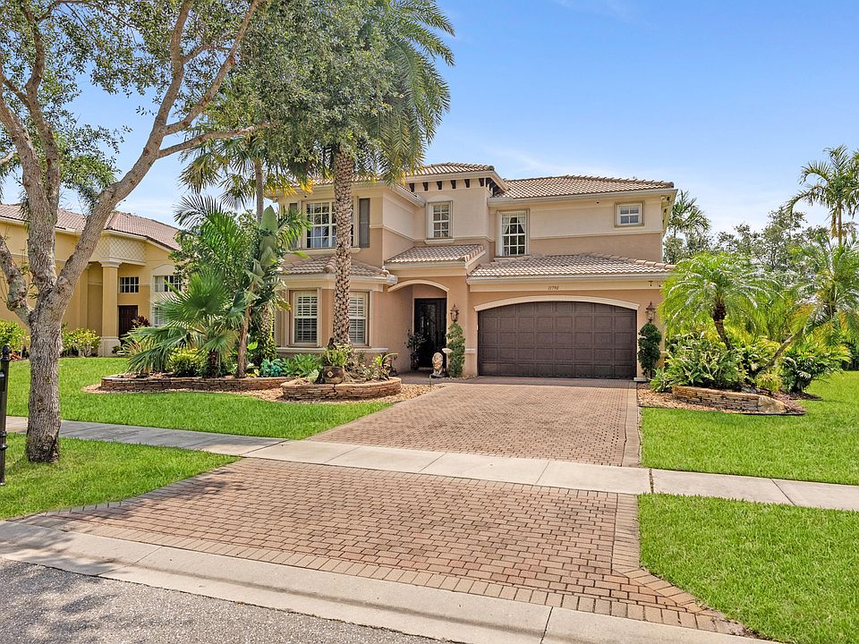 1st image of 11790 Foxbriar Lake Trail