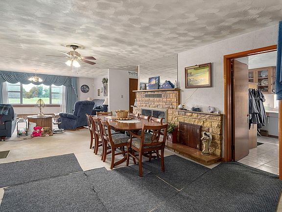 5th image of 413 W Hayward Drive