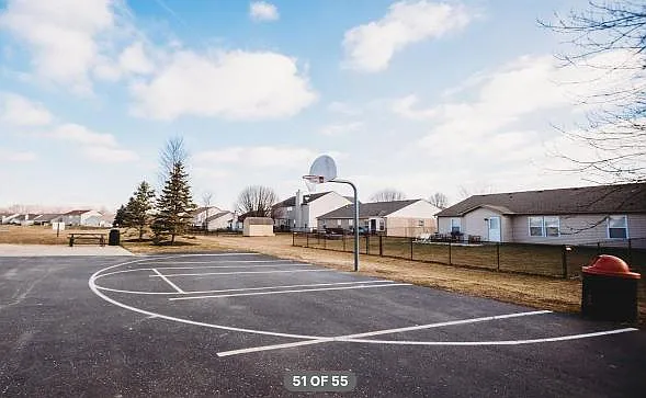 5221 Bombay Dr — Photo 29