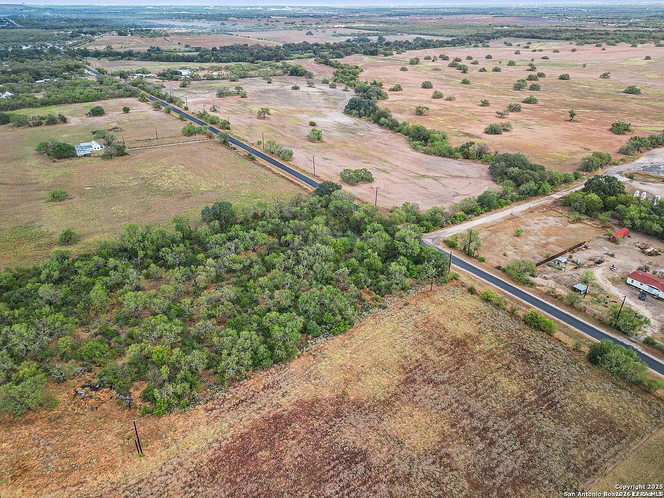 2nd image of TO BE DETERMINE Jackel LOT P-115