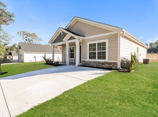 1216 Gardner St, Camden, SC 29020