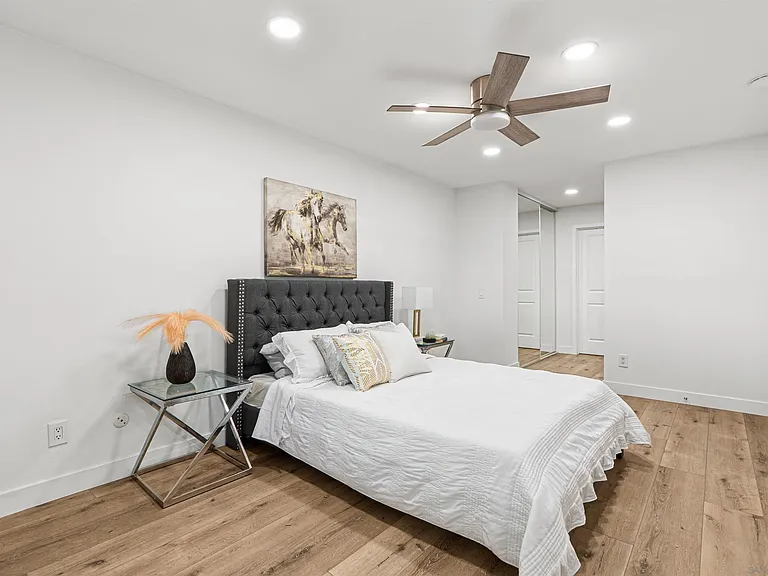 8308 Regents Rd #1F — Photo 12