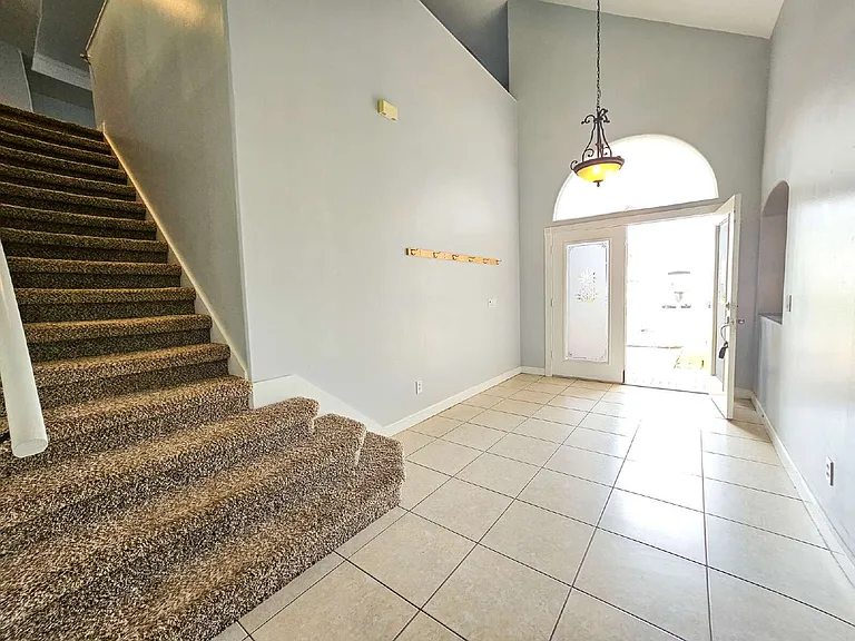 3621 Tipperary Dr — Photo 5
