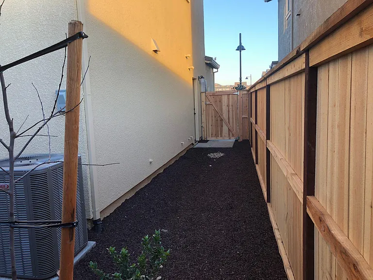 3233 Sherman Way — Photo 24
