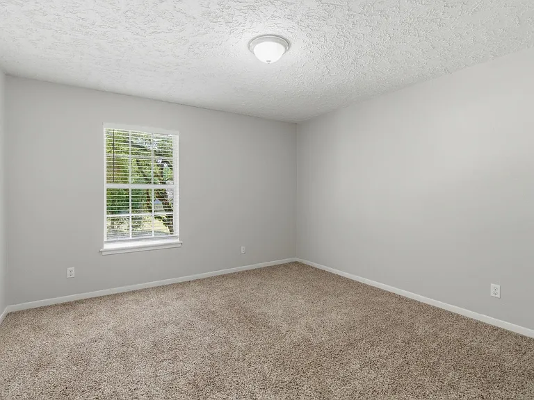 1122 Tigris Ln — Photo 30