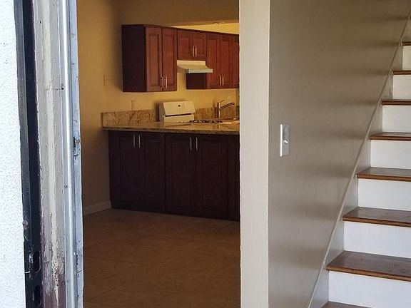 3rd image of 4702 Canoga St APT 3