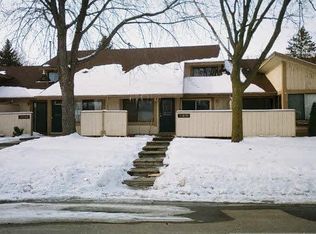 110184 Friendship Ln, Chaska, MN 55318