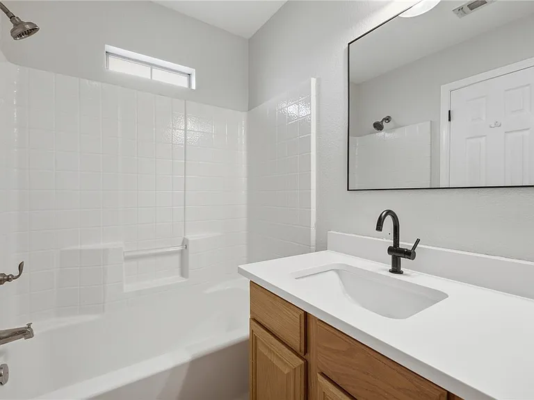 3840 Oldenburg Ln — Photo 17