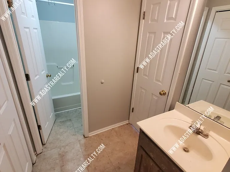304 N 9th St #B — Photo 20