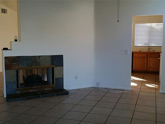 4th image of 25865 Horado Ln