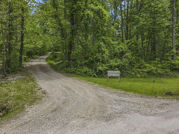 2nd image of 18682 Griffith Rd