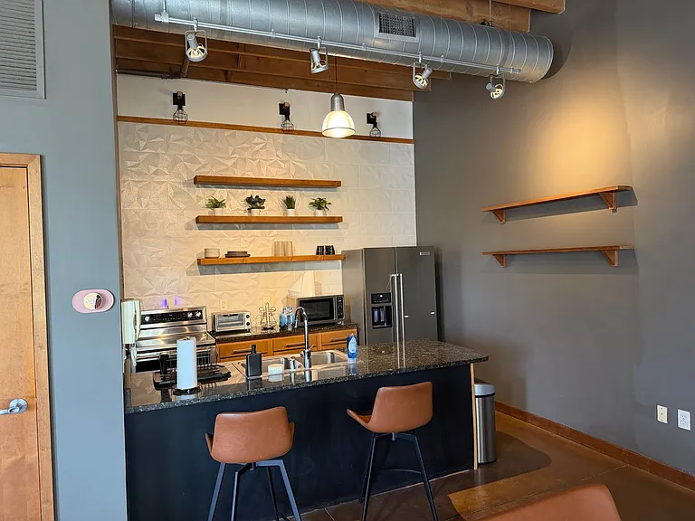 309 E Market St #313 — Photo 31
