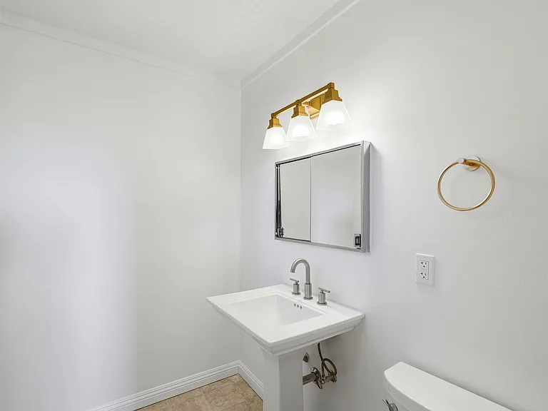 5757 Merriewood Dr — Photo 16
