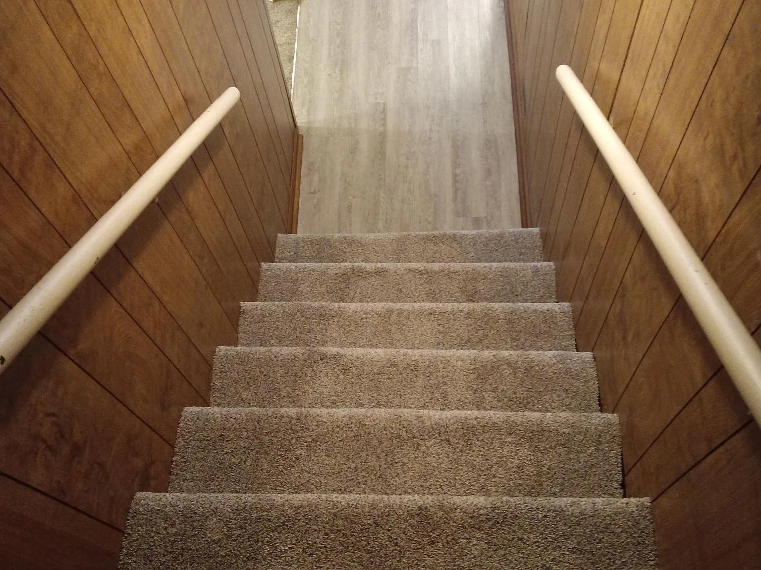 1 bed, 748 sqft, $1,100 — Photo 2