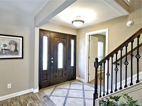 4th image of 13061 Glenside Dr