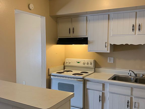 4th image of 3190 Valerie Arms Dr #5