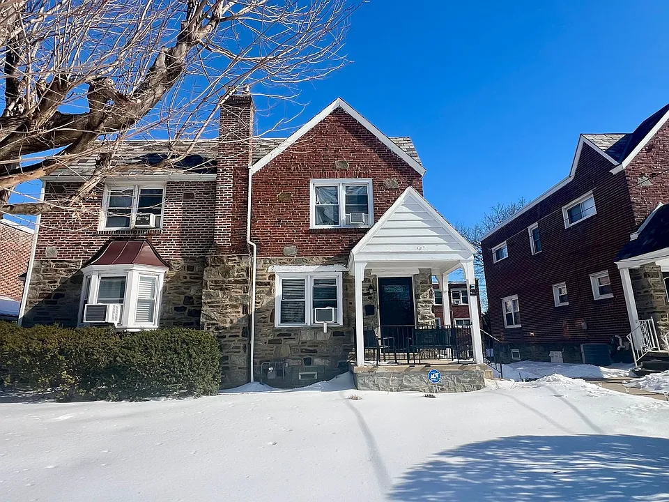 317 Barker Ave
