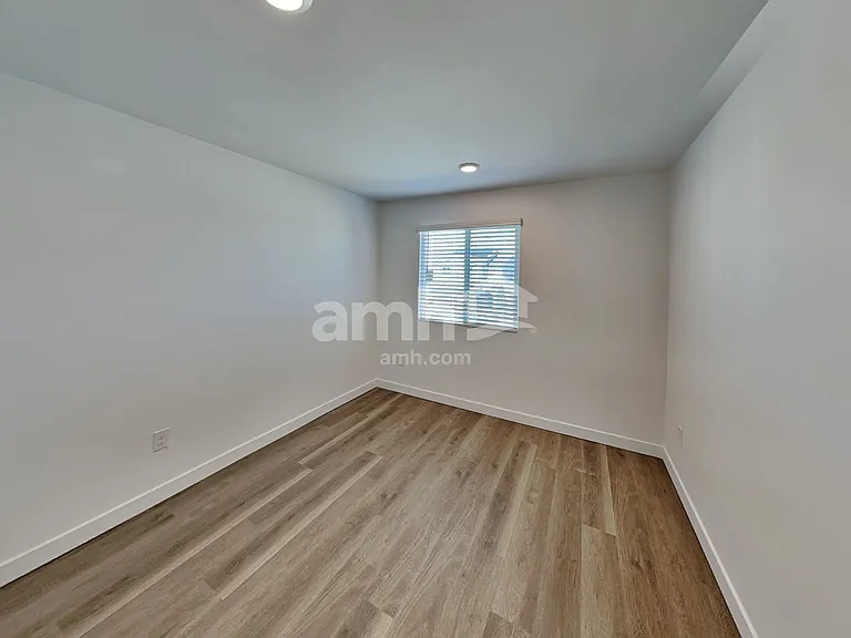 6035 W Calle Palmitas — Photo 15