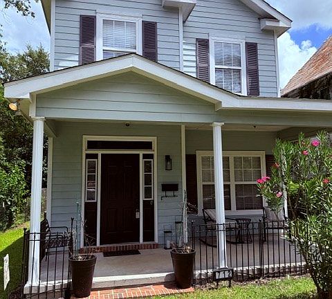 3rd image of 712 S Main St