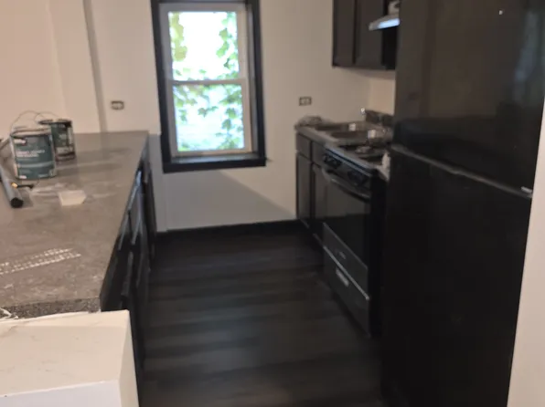 5724 W Lake St Unit 1, Chicago, IL 60644