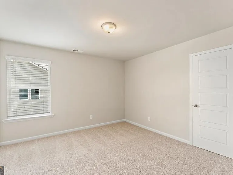 143 Hunts Mill Cir — Photo 15