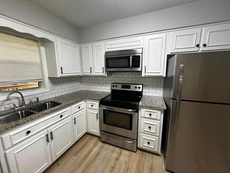 3836 Arrel Dr — Photo 10