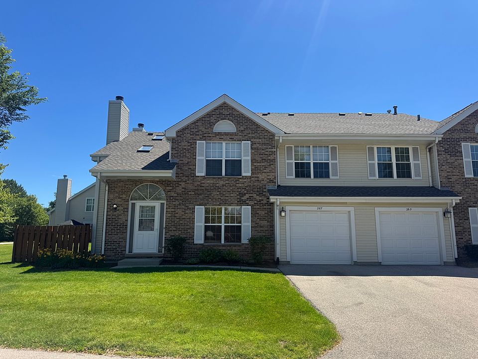 1st image of 267 Yorkshire Ct