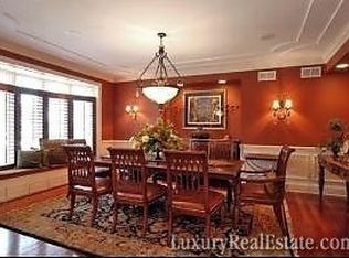 333 Oak St, Glen Ellyn, IL