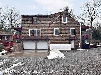 2nd image of 38 Jonathan Rd #1