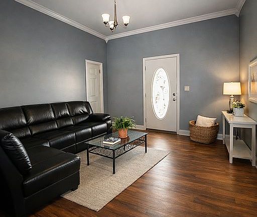 2nd image of 602 N Clinton St