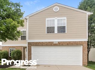 1757 Feather Reed Ln, Greenwood, IN 46143