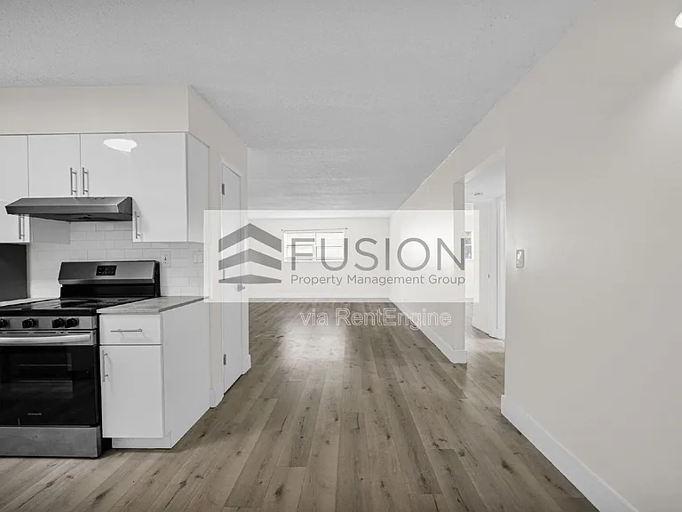 881 SW 74th Ter #102C — Photo 17