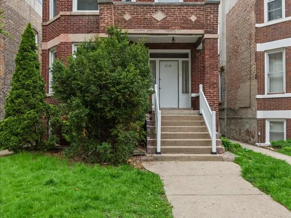 2124 Harvey Ave, Berwyn, IL 60402