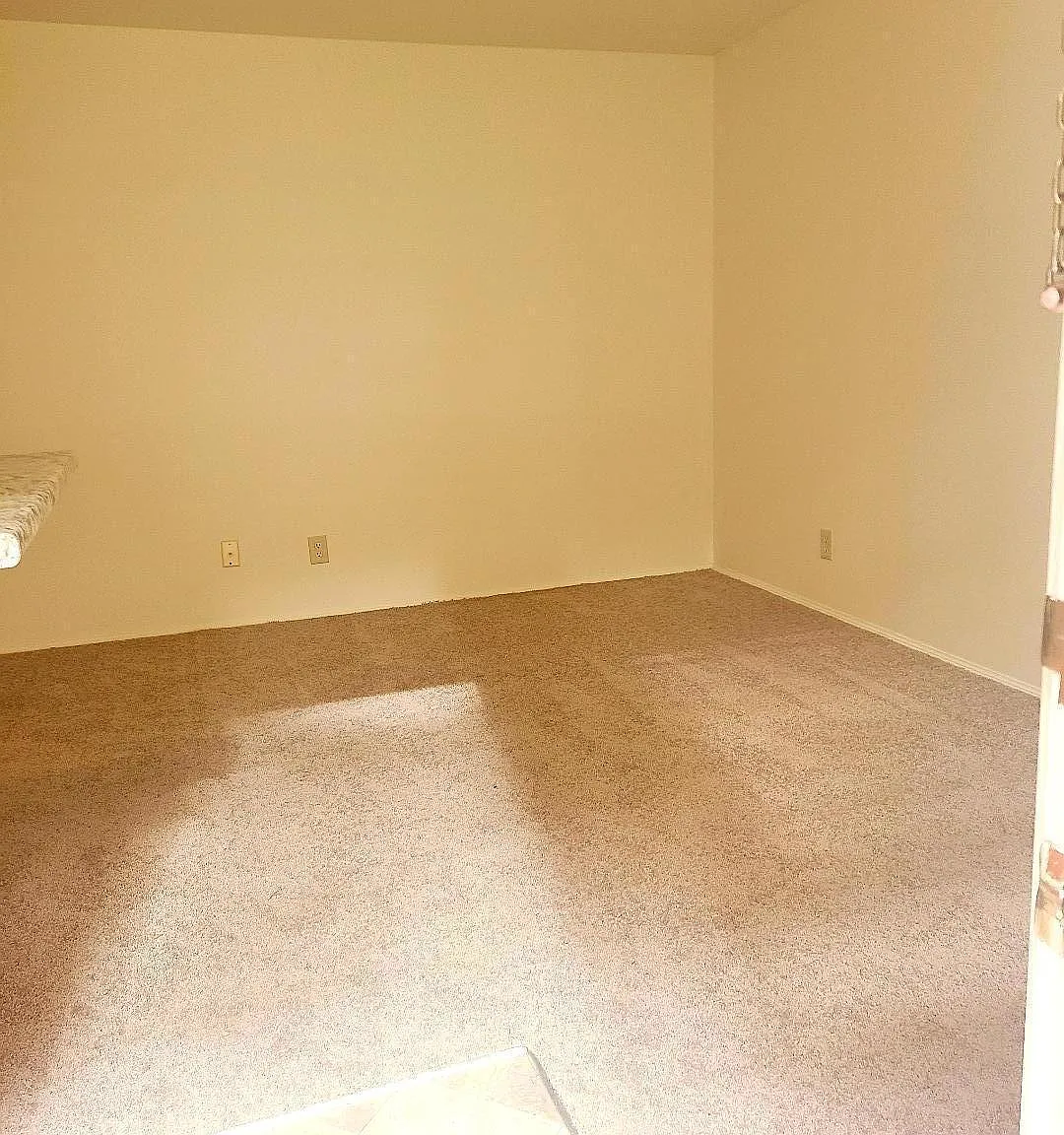 Leesburg Lane Apartments LLC — Photo 2