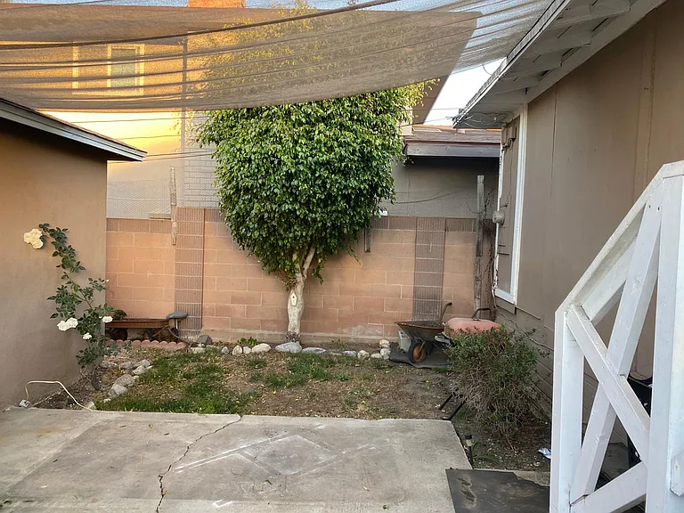 Side Area