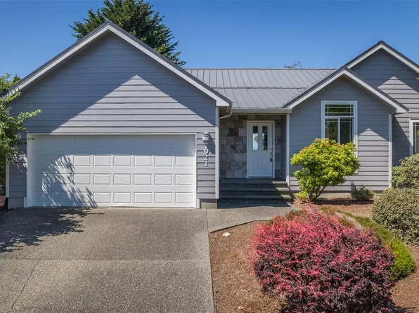 7921 W Golf Course Drive, Blaine, WA 98230