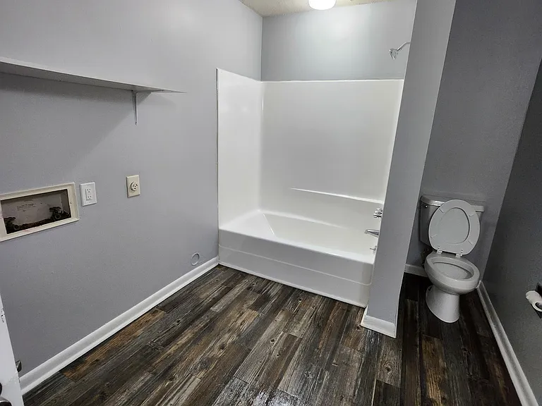 139-6 bathroom