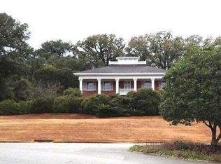 662 Montcliff Dr W, Mobile, AL 36609