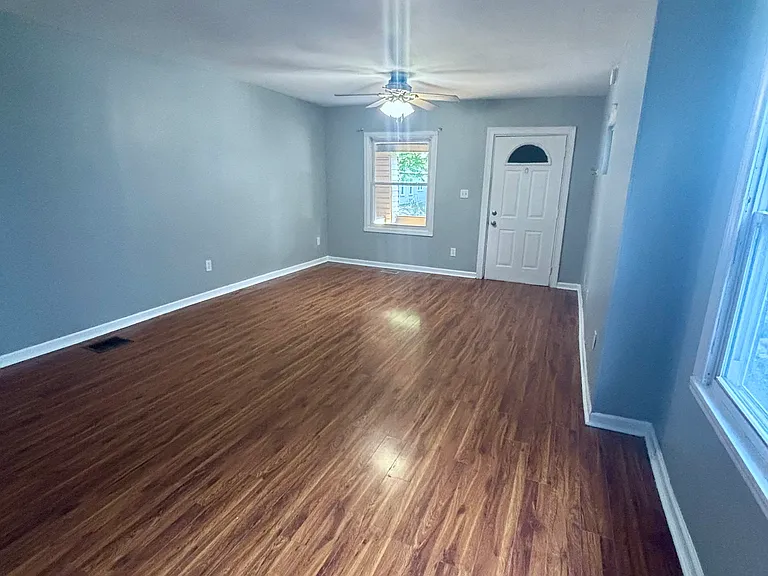 2821 E Vermont St #2821 — Photo 3