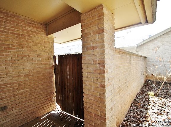 5th image of 11134 Whisper Spring Dr